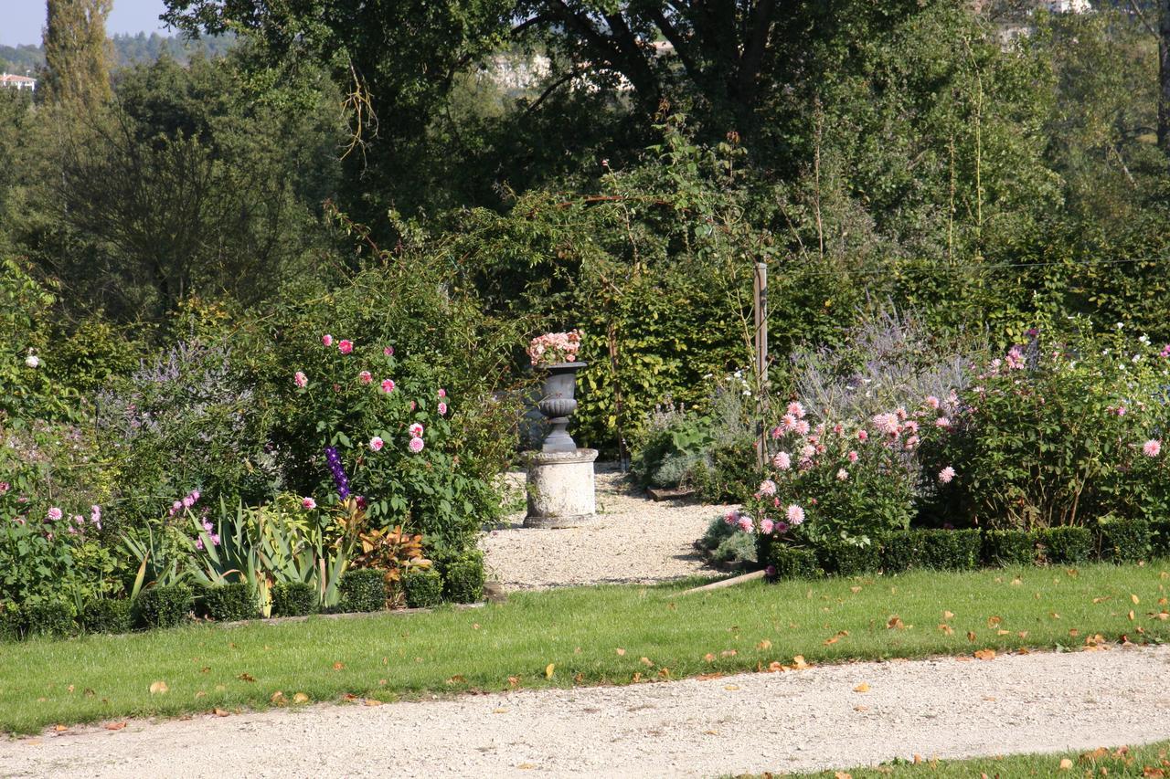 Chateau Manoir De La Leche Touvre 外观 照片
