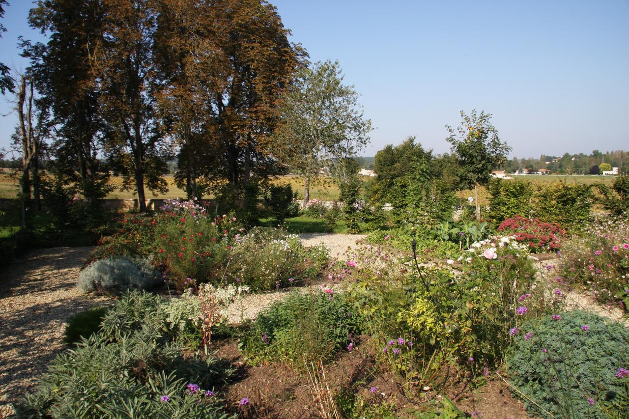Chateau Manoir De La Leche Touvre 外观 照片